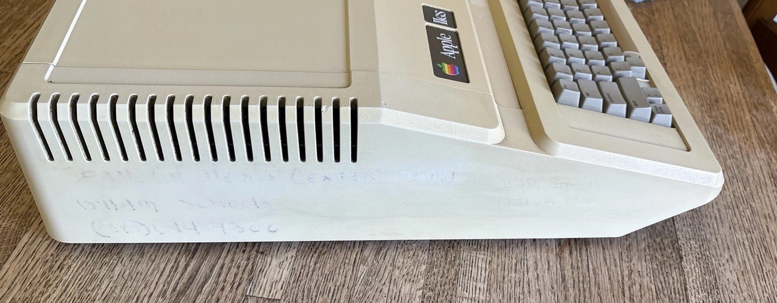 Apple IIGS Stealth Upgrade Computer Model Number AA11040B *Not Tested*