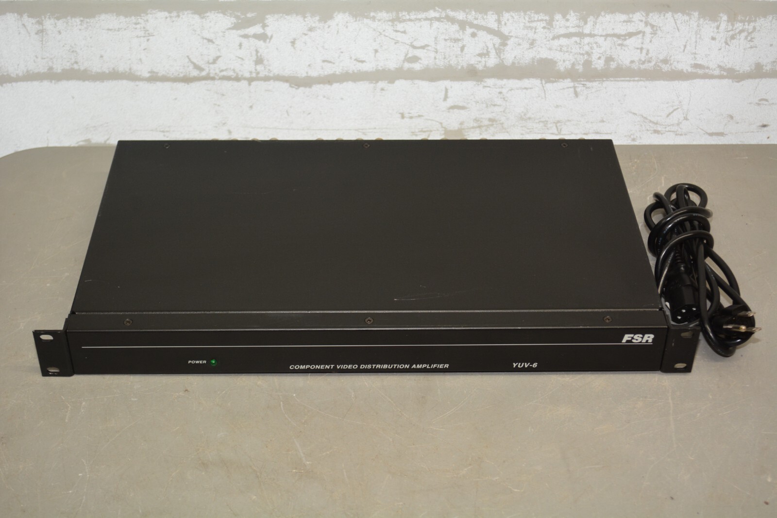^ FSR YUV-6 15871 Ultra High Bandwidth Resolution Distribution Amplifier #X3049