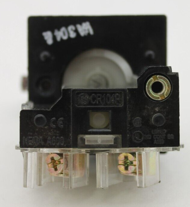 GE CR104P Contact Block with Silver Selector Switch