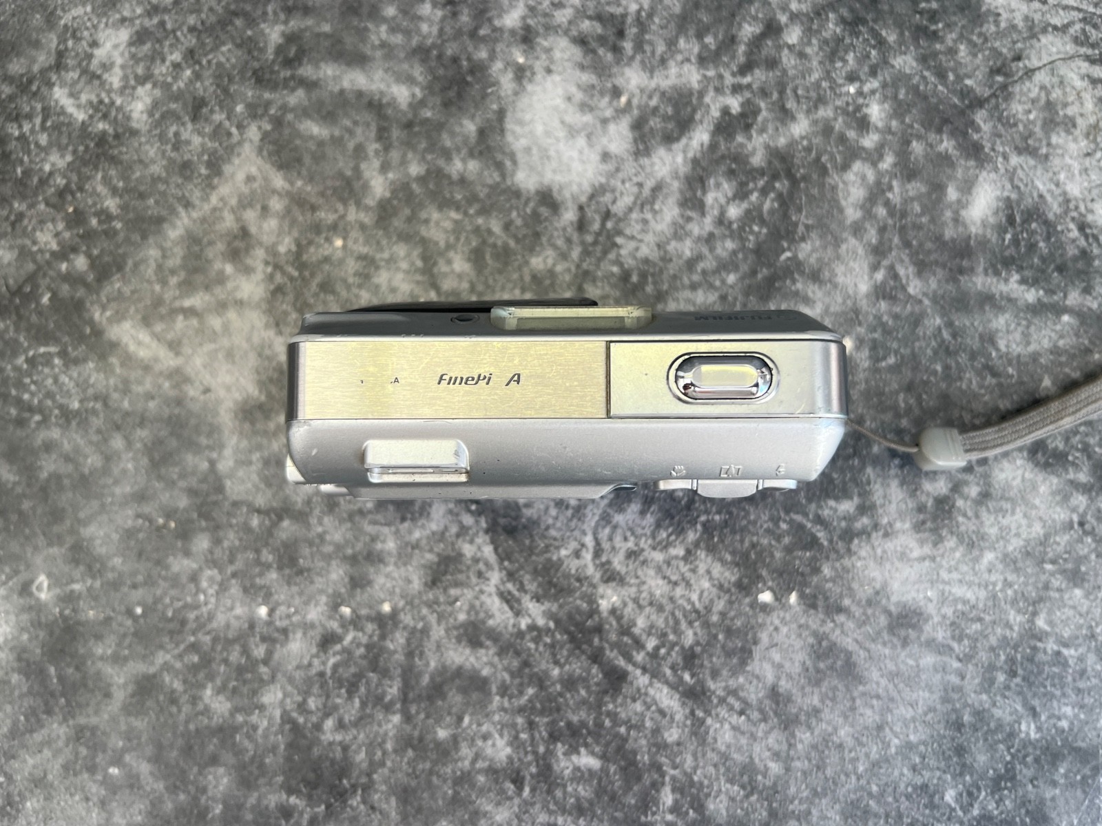 Fujifilm Digital Camera FinePix A330 3.2MP Silver Retro 2000s digicam