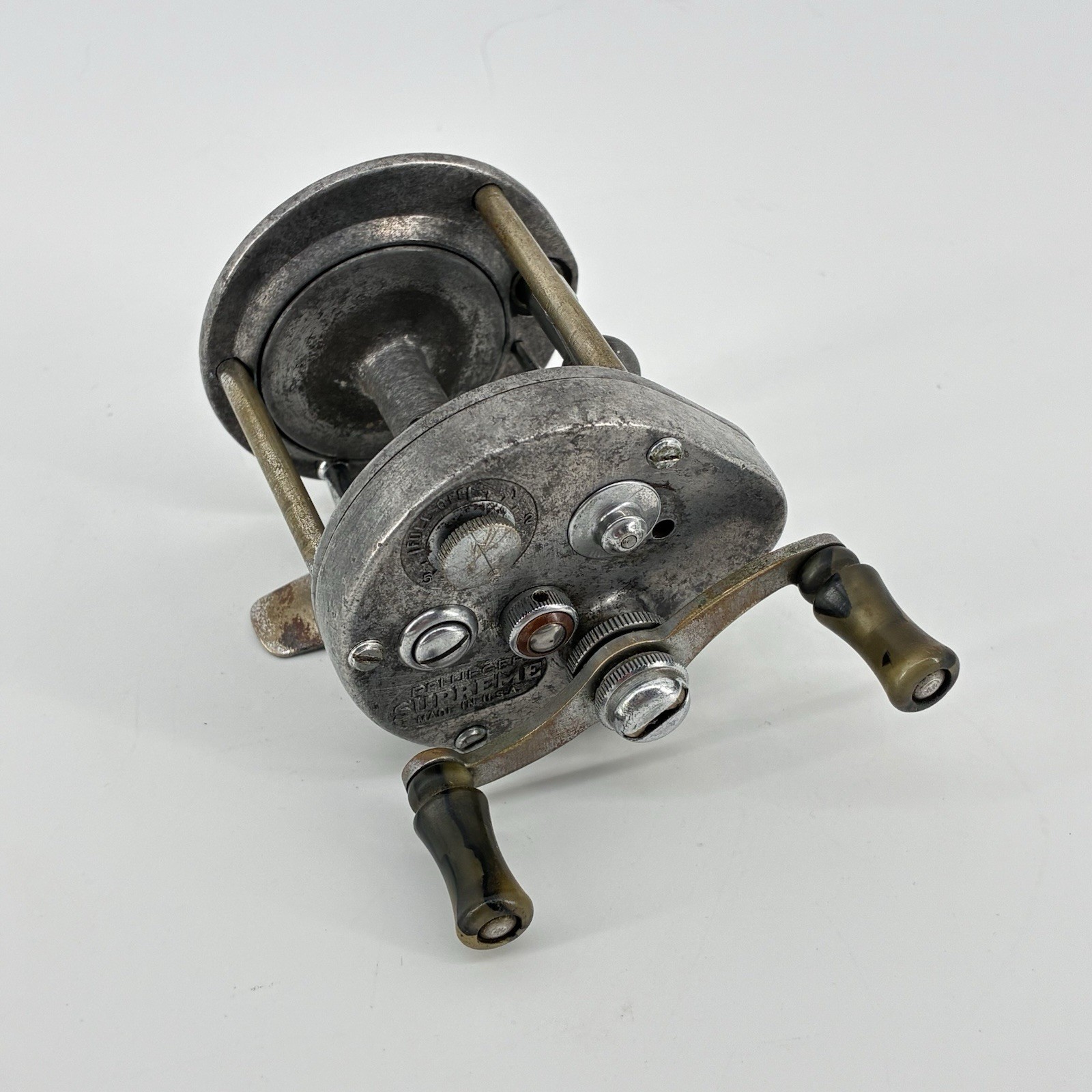 Pflueger Supreme No 1573 Vintage Bait Casting Reel Antique Fishing (V9)