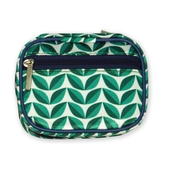 WELLNESS KEEPER PILL & VITAMIN CASE WITH ZIPPERED POCKET GREEN THUMB