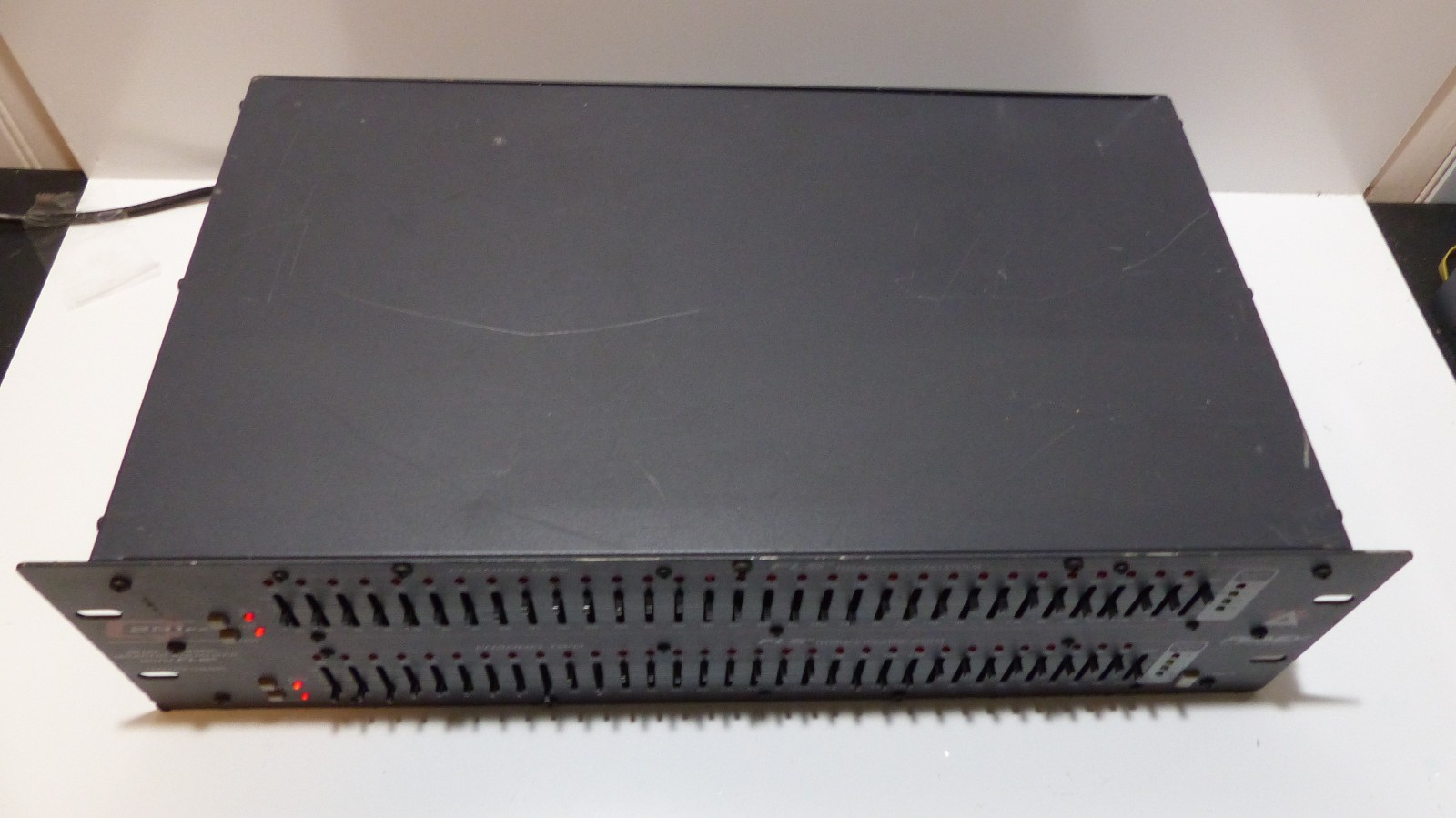 Peavey Q231FX Dual 31-Band Graphic Equalizer with FLS