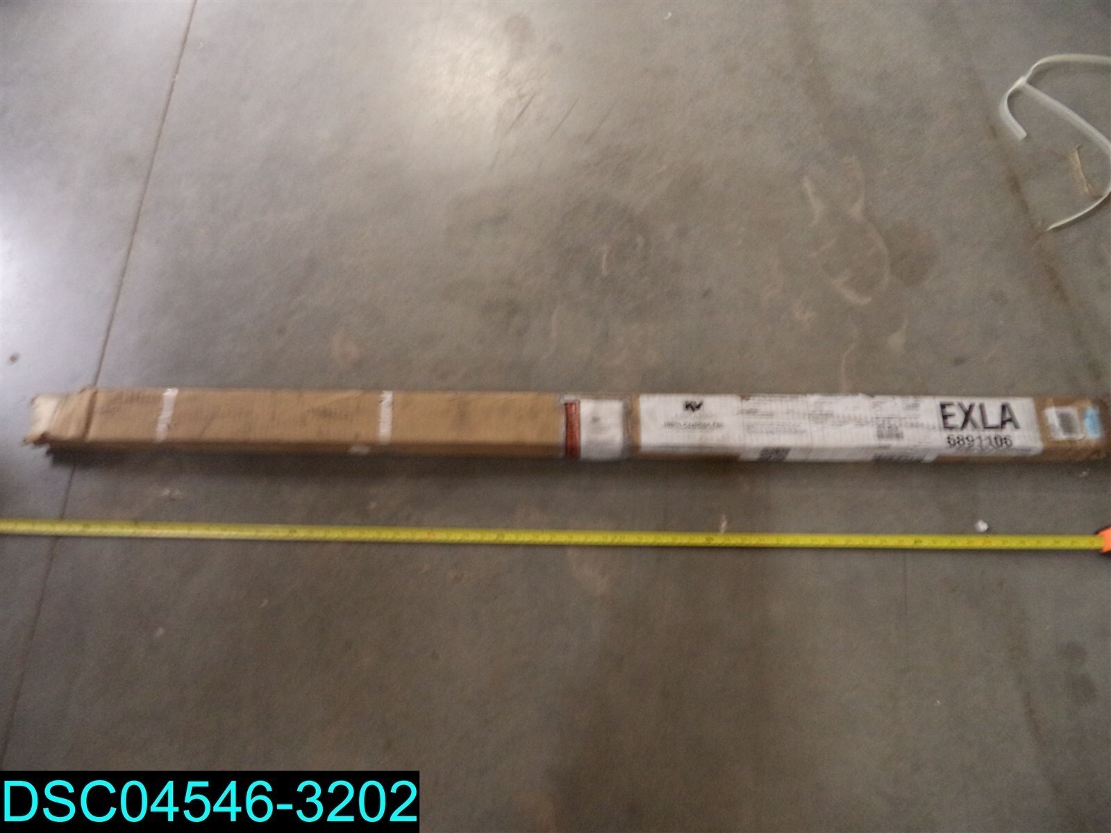 Knape & Vogt 85 ANO 60 Shelf 680 lb 16 ga Thick Material 1-1/4" W 60"H 10PK