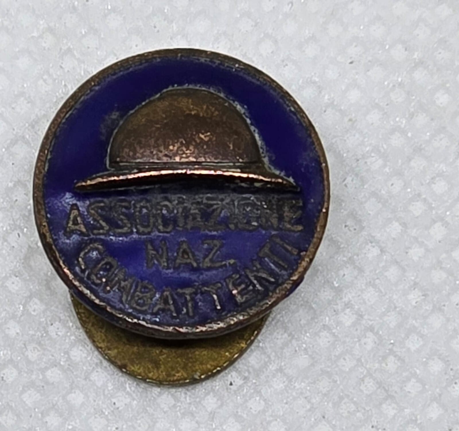 WWII Italian National Association of Veterans Pin Associazione Naz. Combattenti