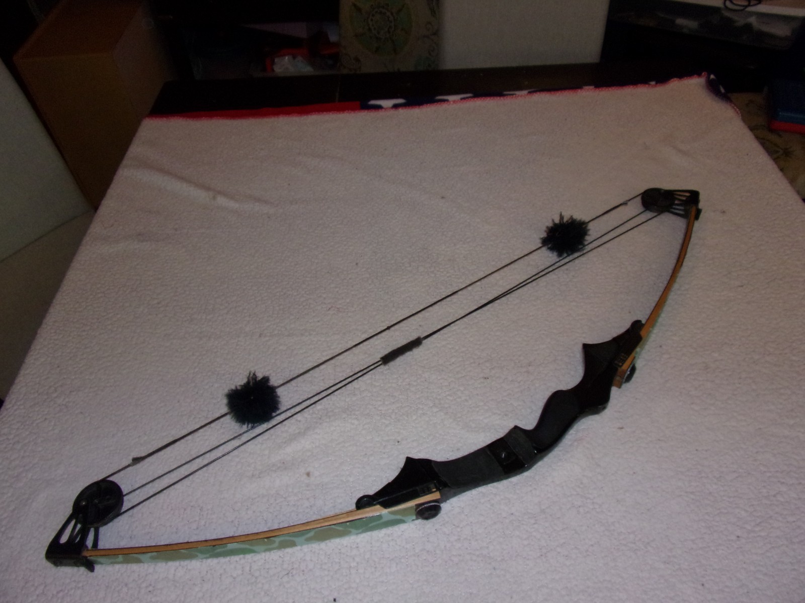 Ben Pearson Shadow 300 Compound Bow