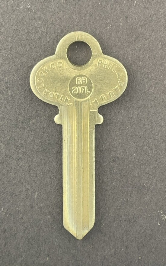 Lots of Taylor RB21FL Type Key Blanks