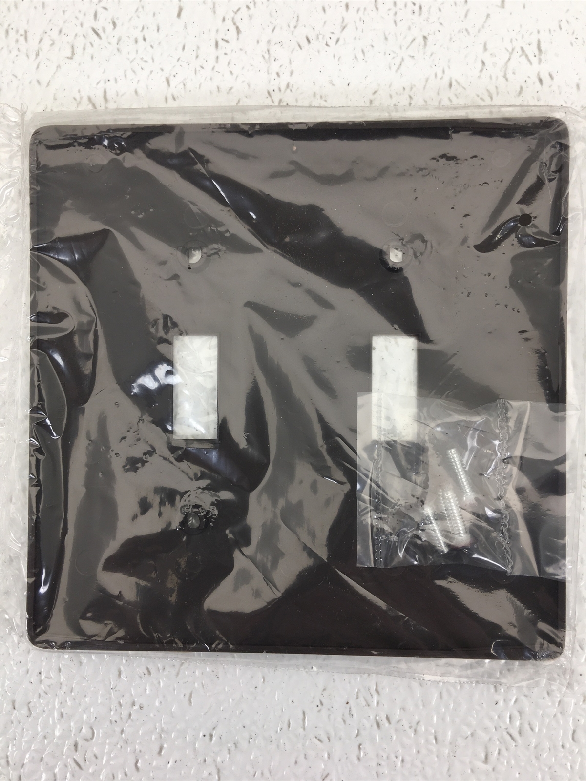 NP2 HUBW WALLPLATE 2-GANG TWO TOGGLE BROWN