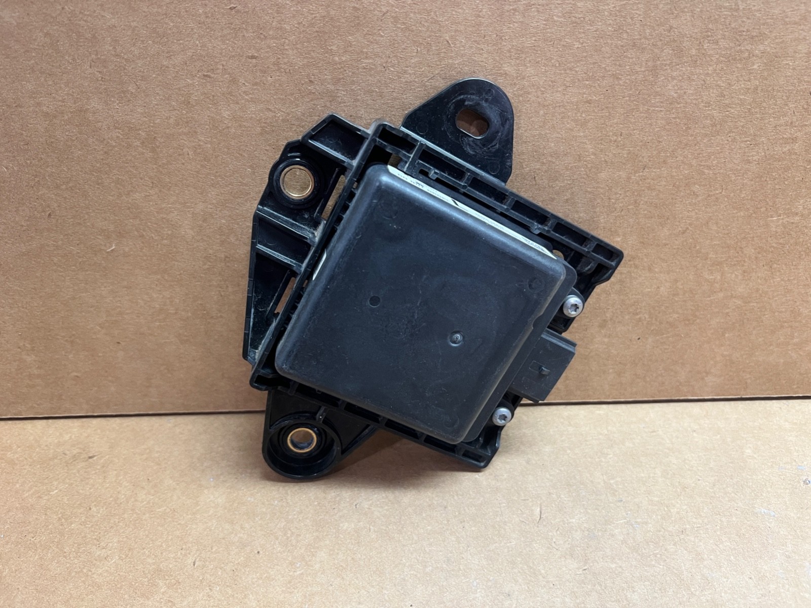 OEM 2015-2017 NISSAN MURANO LEFT BLIND SPOT RADAR SENSOR 284K0-5AA1F
