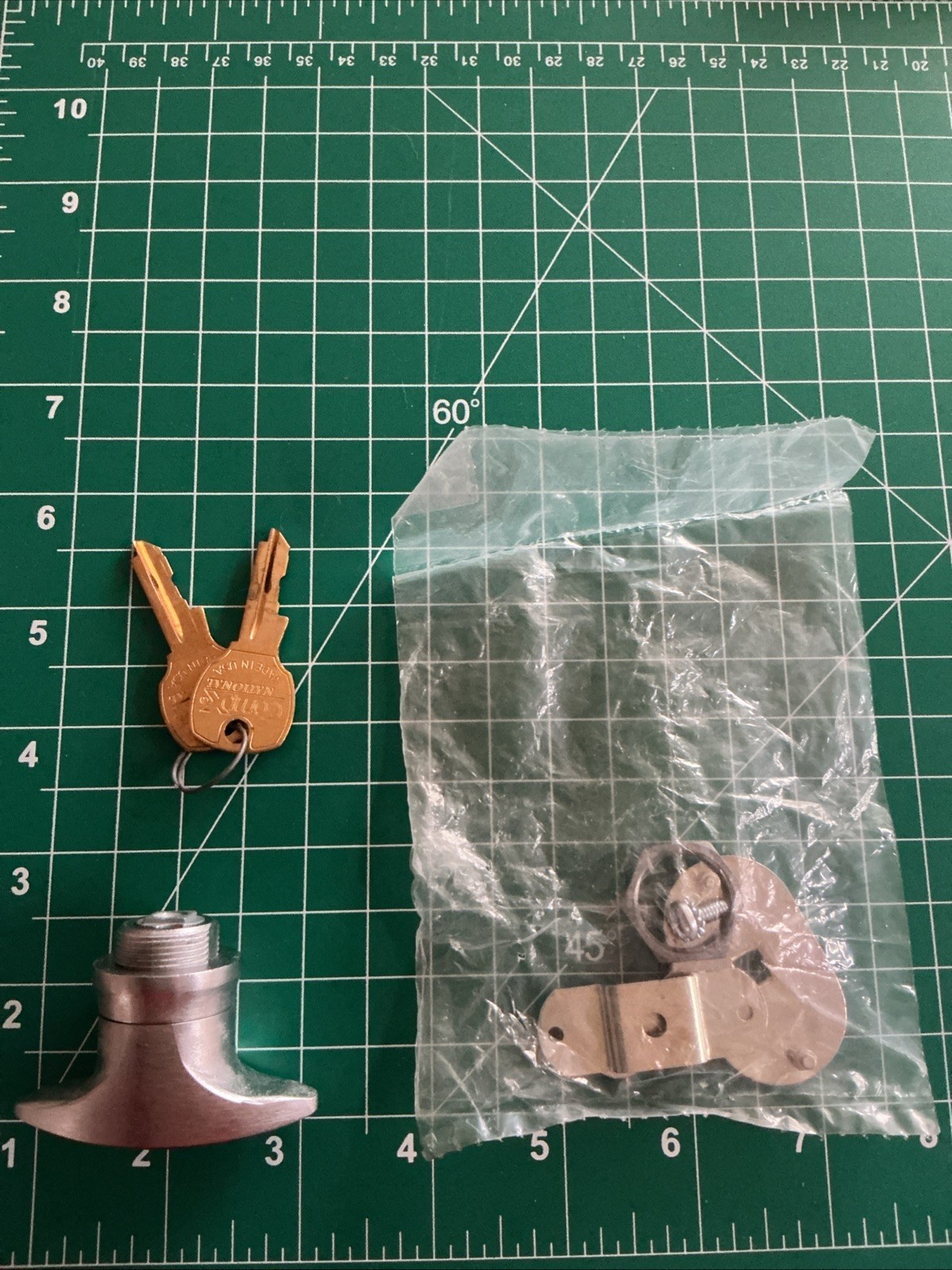 NOS Comp X C8154 Knob Lock 26D