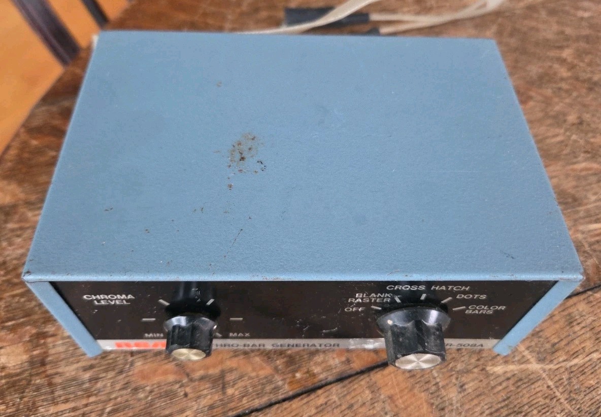 Vintage RCA Mini Chro-Bar Generator Model WR-508A