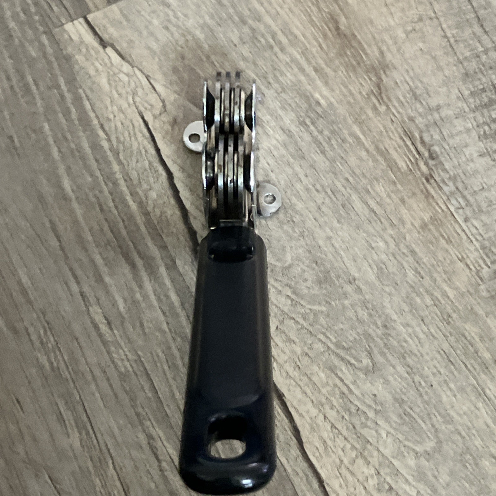 ECKO Black Handled Manual Pull Through Knife Sharpener Kitchen USA Vintage