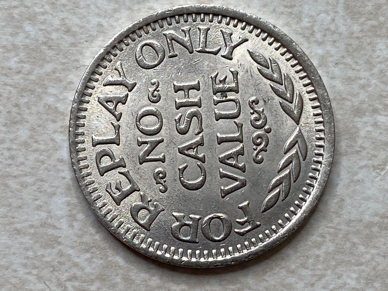 Puritan leaf Token T8705