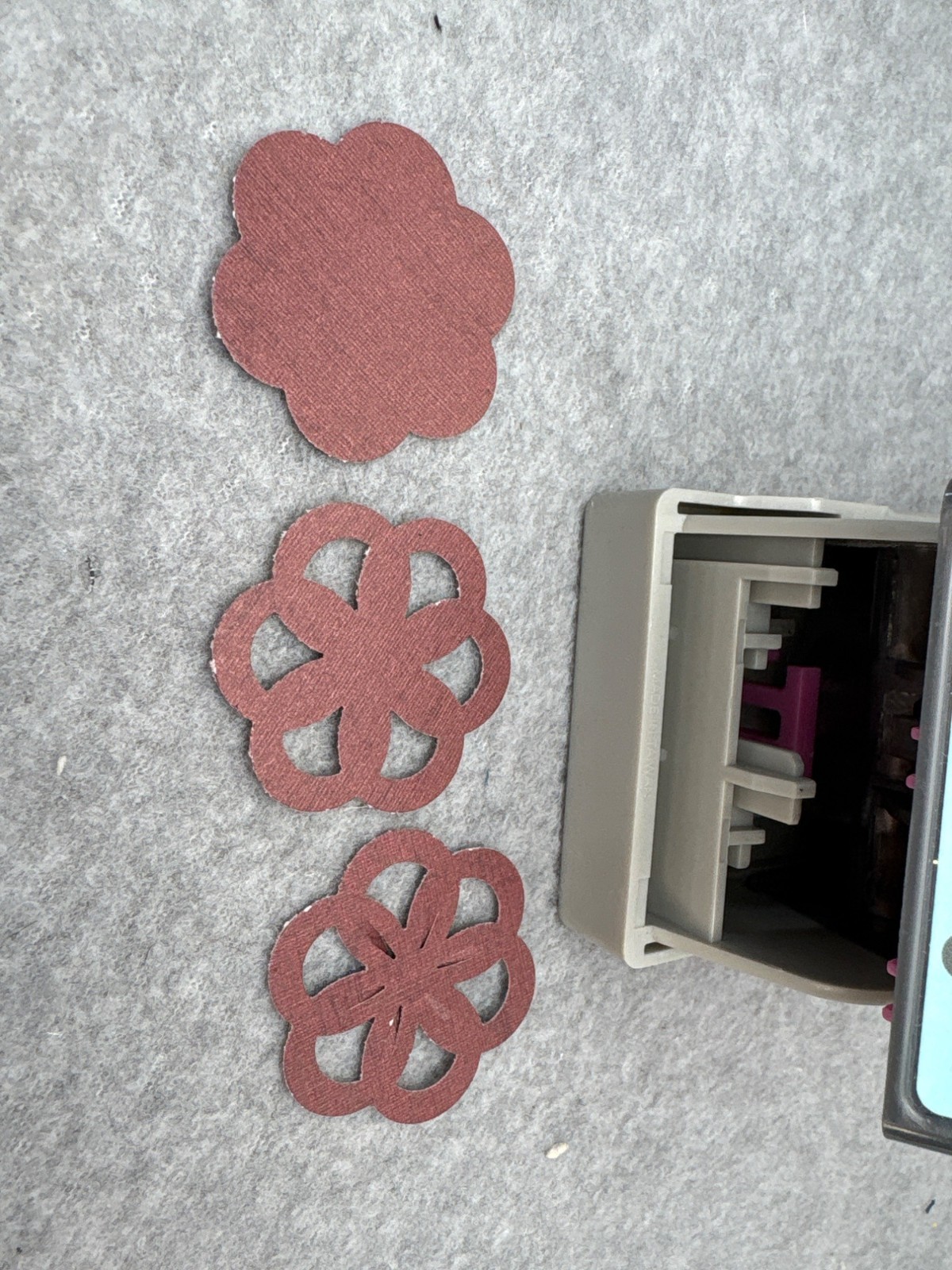 Ek Tools Medium Flower Paper Punch