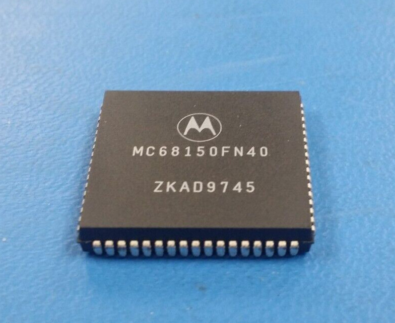 (1 PC) MC68150FN40 MOT Microprocessor Circuit, CMOS, PLCC68