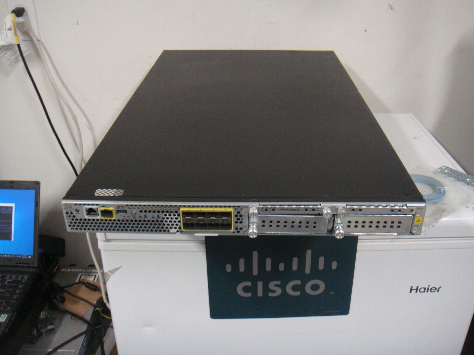 Cisco 4110 FPR-4110-K9 Firepower Security Appliance Firewall w/ SSD 200 + 2*PSU