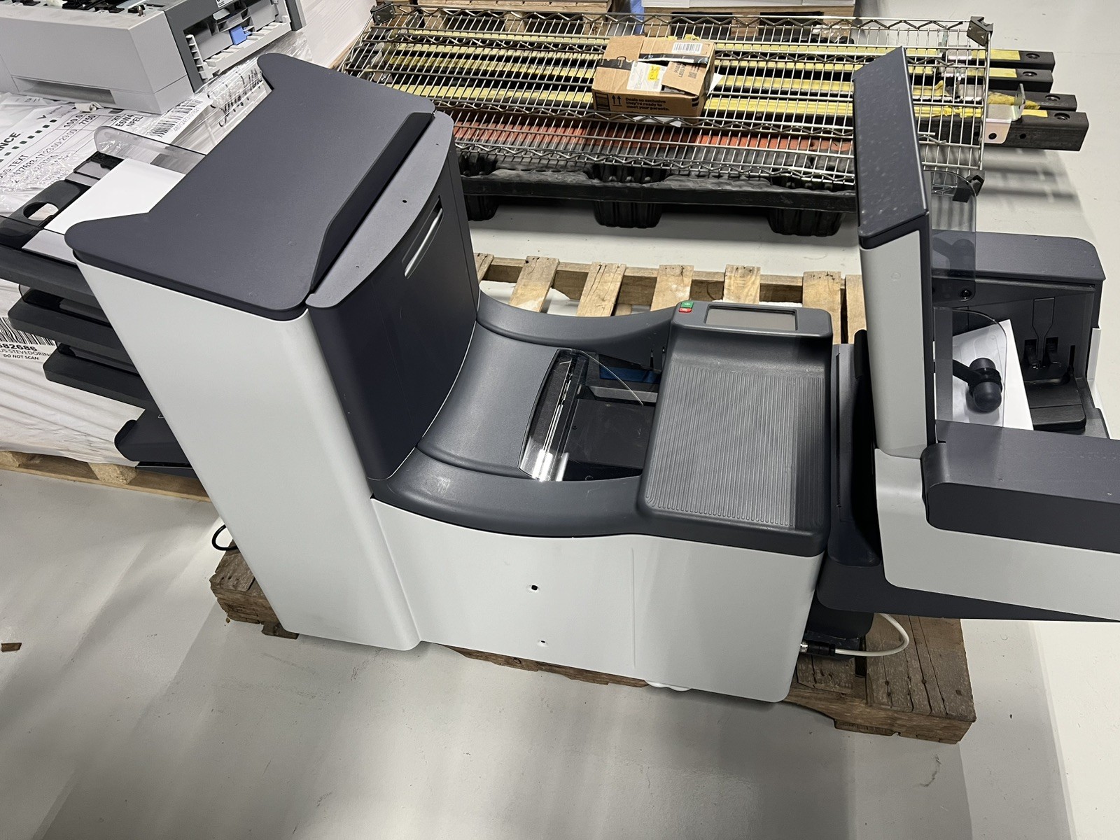 Neopost/Quadient DS-75 Mail Folder/Inserter