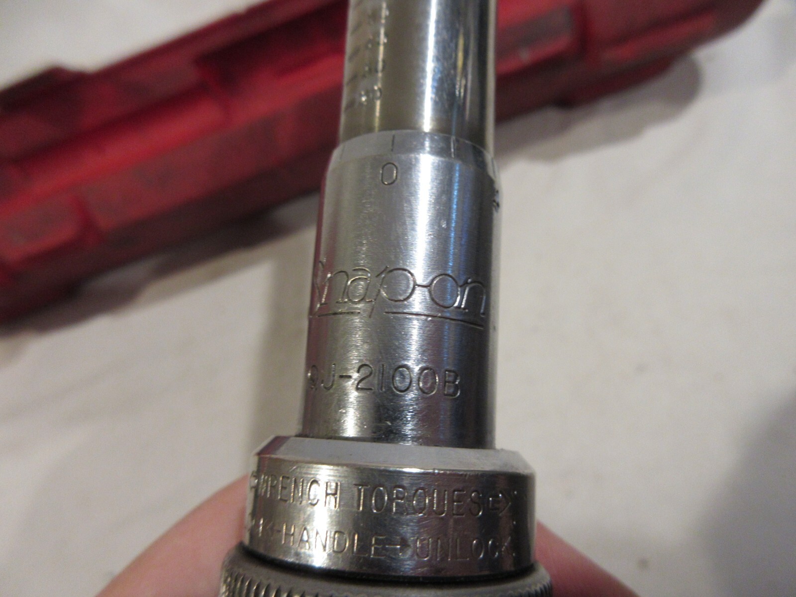 Snap-On QJ2100B Torque Wrench w/Storage Case