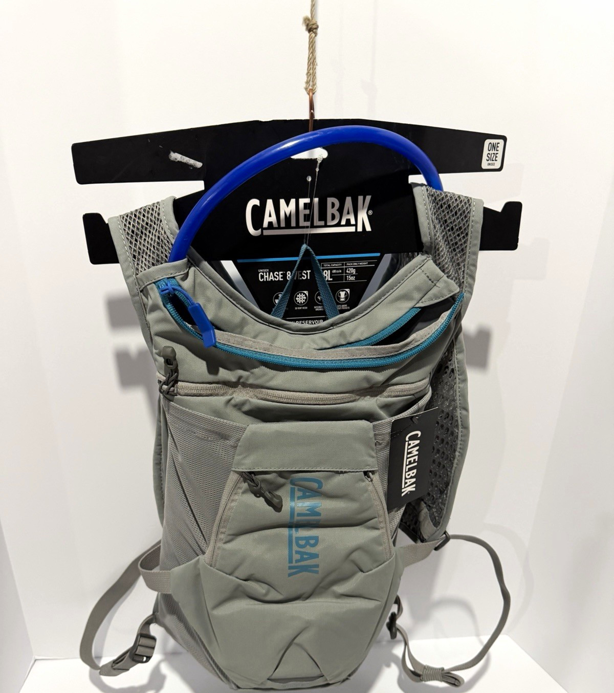 CamelBak Chase 8 Vest Hydration Pack 8L Gray/Blue One Size 2L Crux