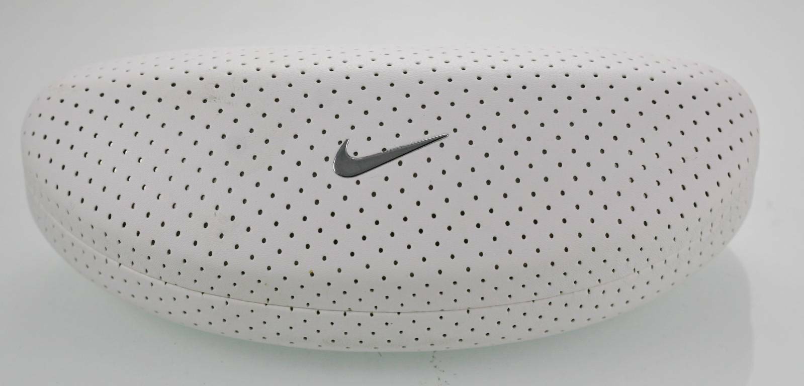Nike White Metal Snap Closure Sunglasses Eyeglass Case w/ Silver Swoosh 2pc