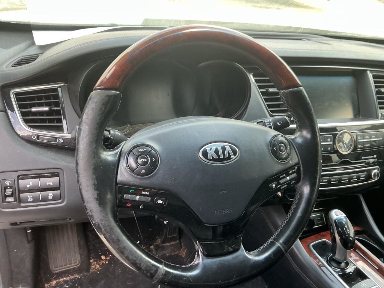 K900 2015 Glove Box 5028341