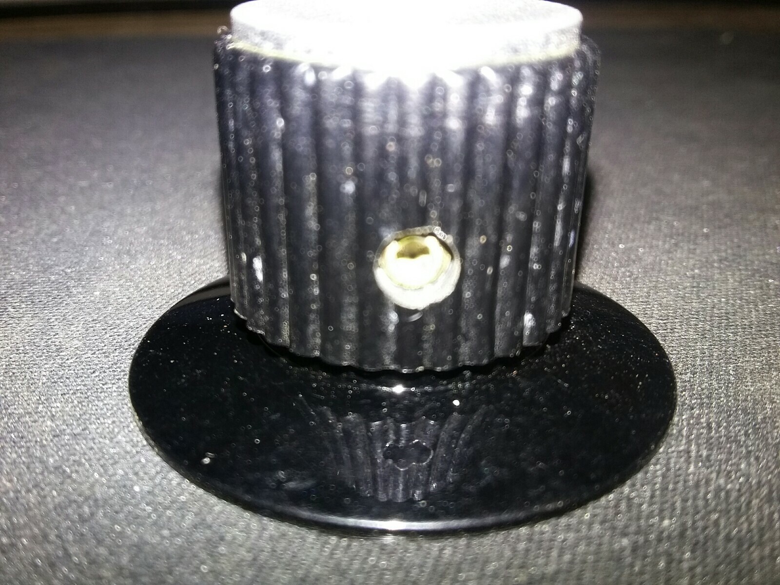 Vintage electronic control knobs 1/4” shaft Two Tone Plastic/Alum. Top
