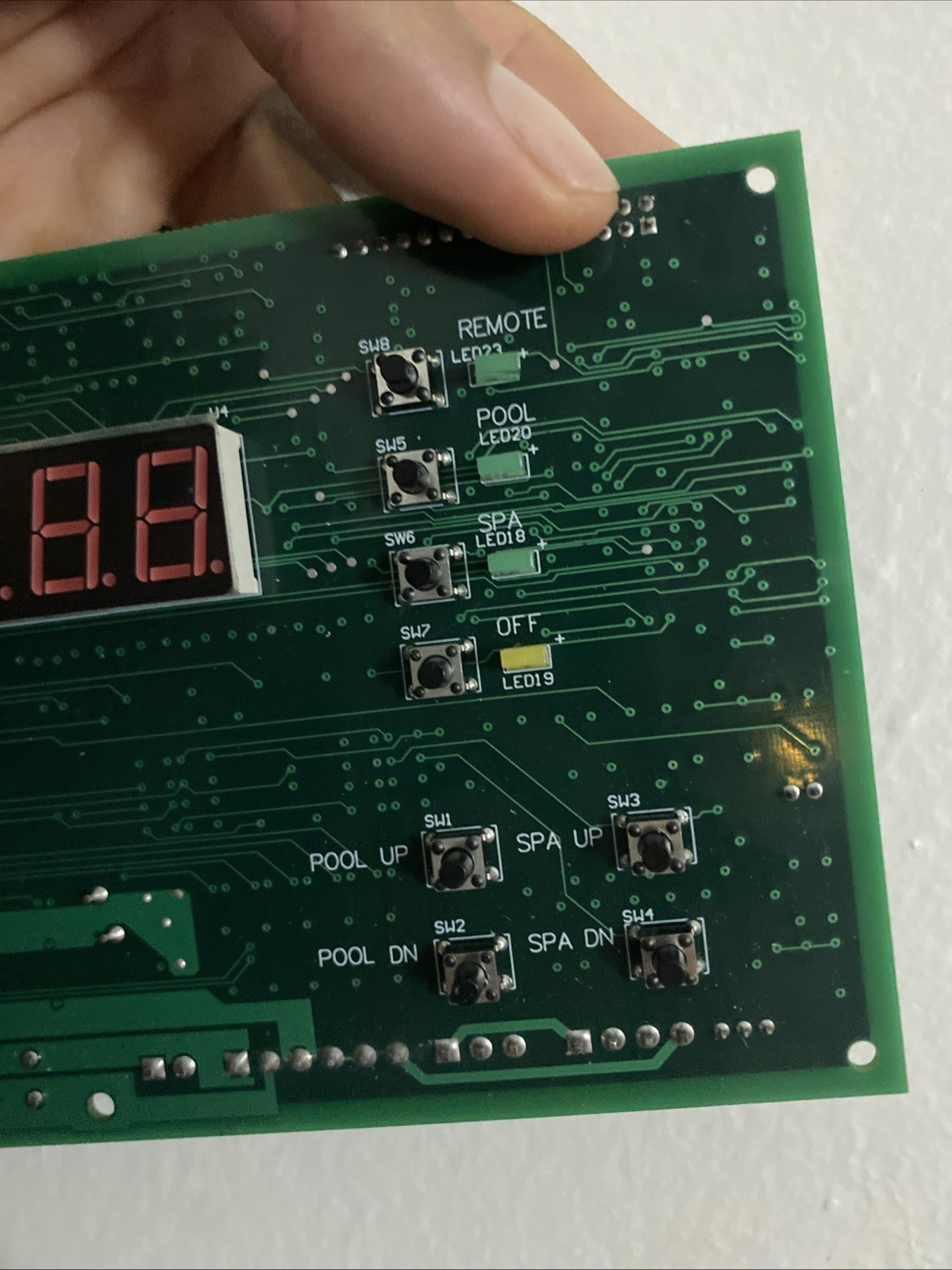 PENTAIR 472100 Digital Display Temperature Controller Circuit Board