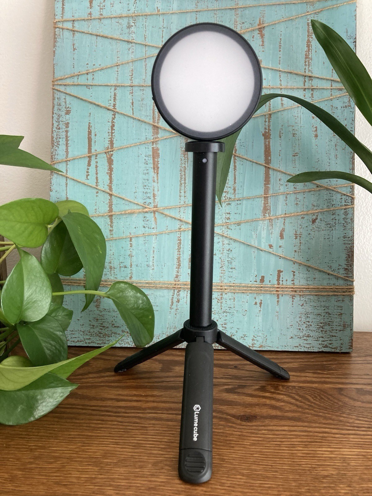 LUME CUBE VIDEO CONFERENCE LED LIGHT WITH TRIPOD (USB -C CHARGE) 2 Tone Light