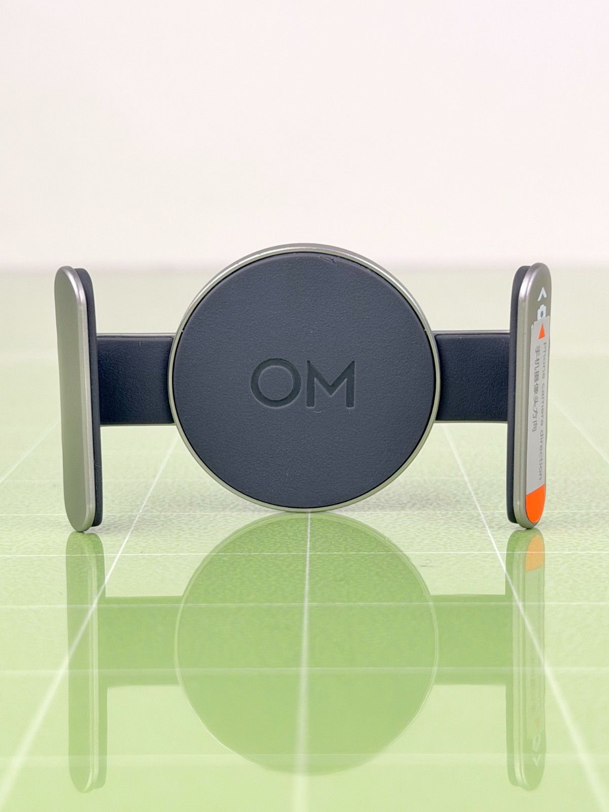 DJI OM Magnetic Phone Clamp 3