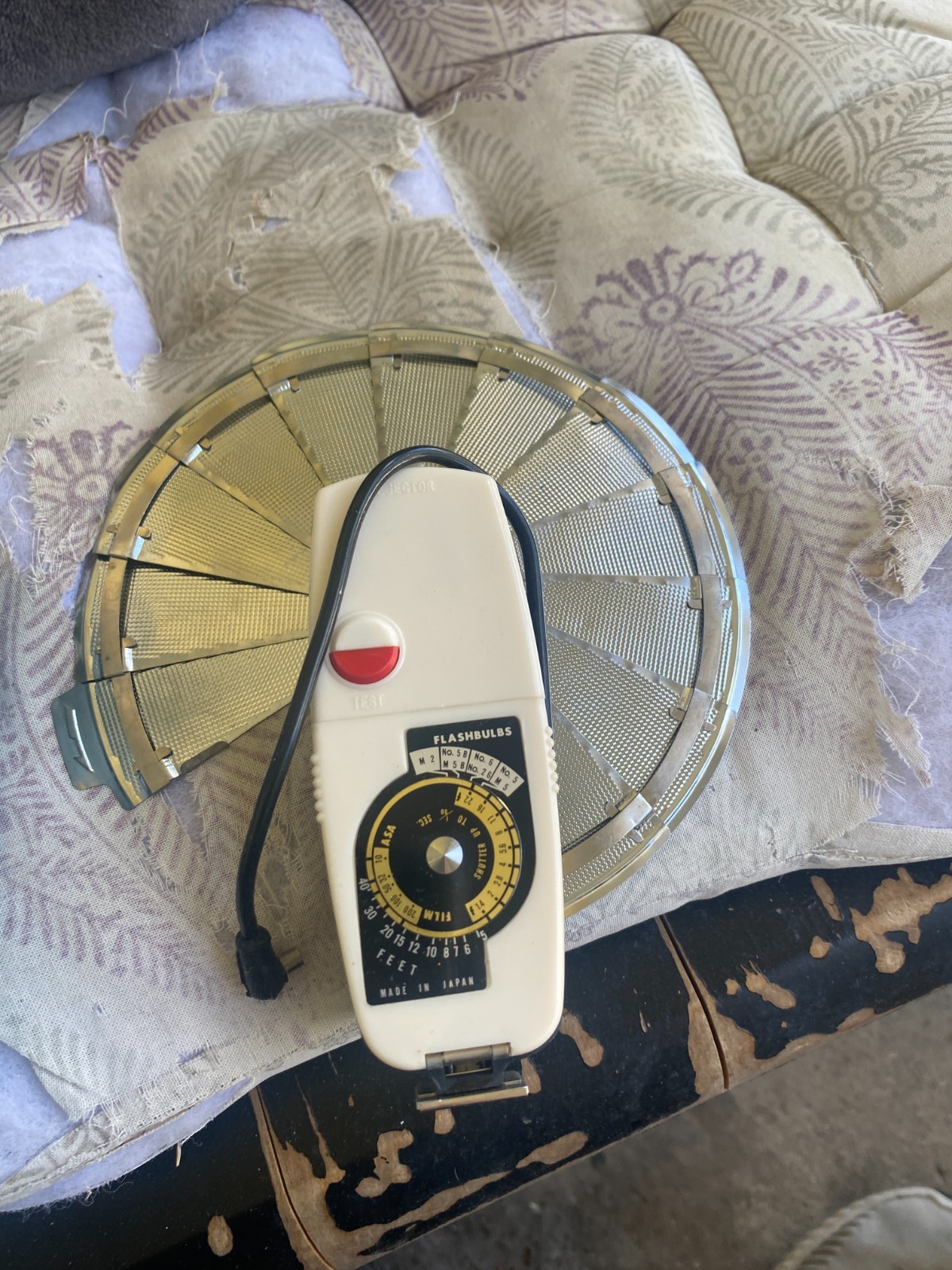 Vintage Popular Flash with Case
