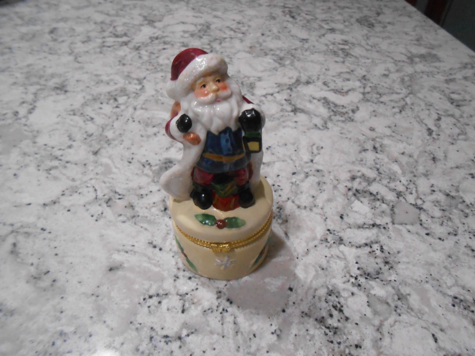 Santa Claus Christmas Keepsake Trinket Box