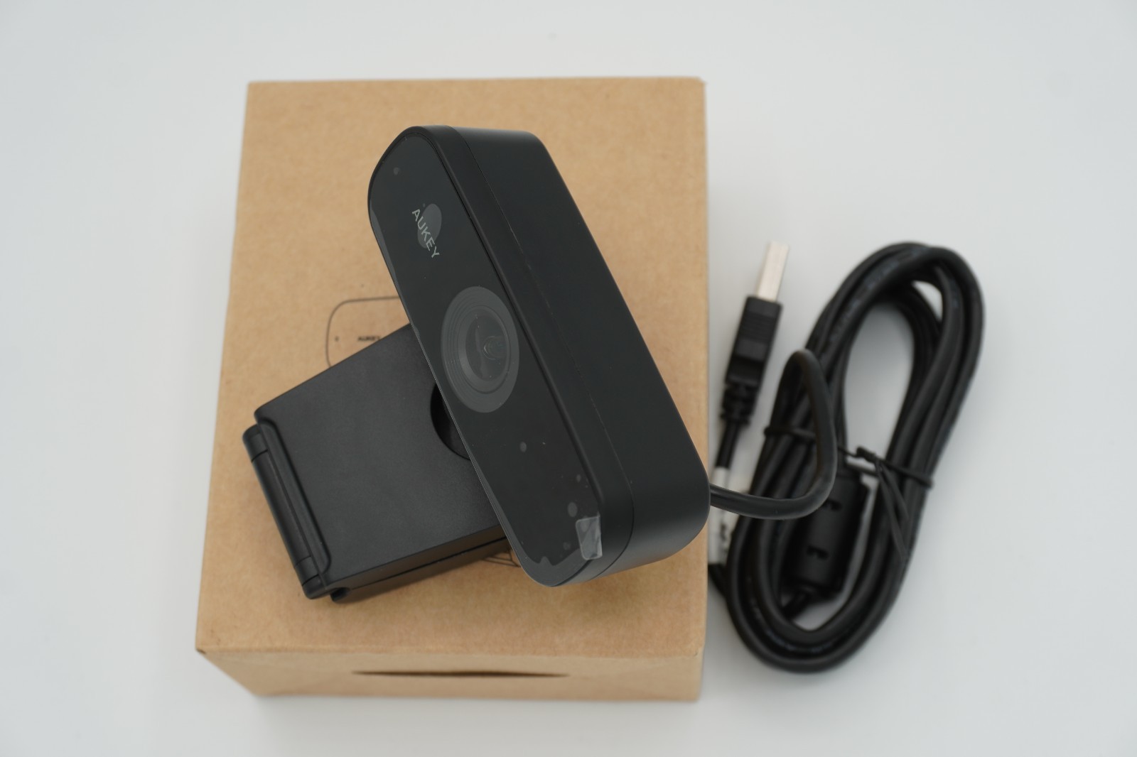 1080p Webcam Full HD Streaming Camera with Dual Microphones & Noise Reduction