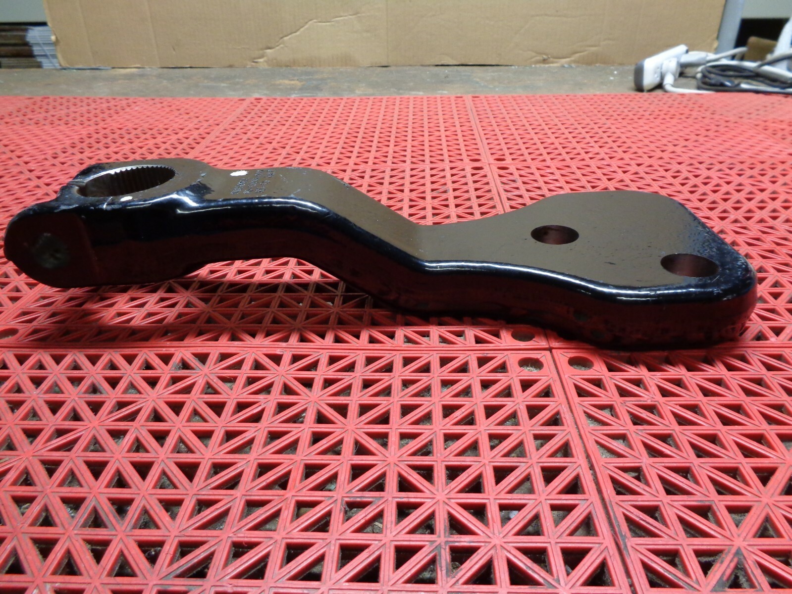 Freightliner 14-13616-000 Pitman Arm Twin Steer T2 84259802 American LaFrance