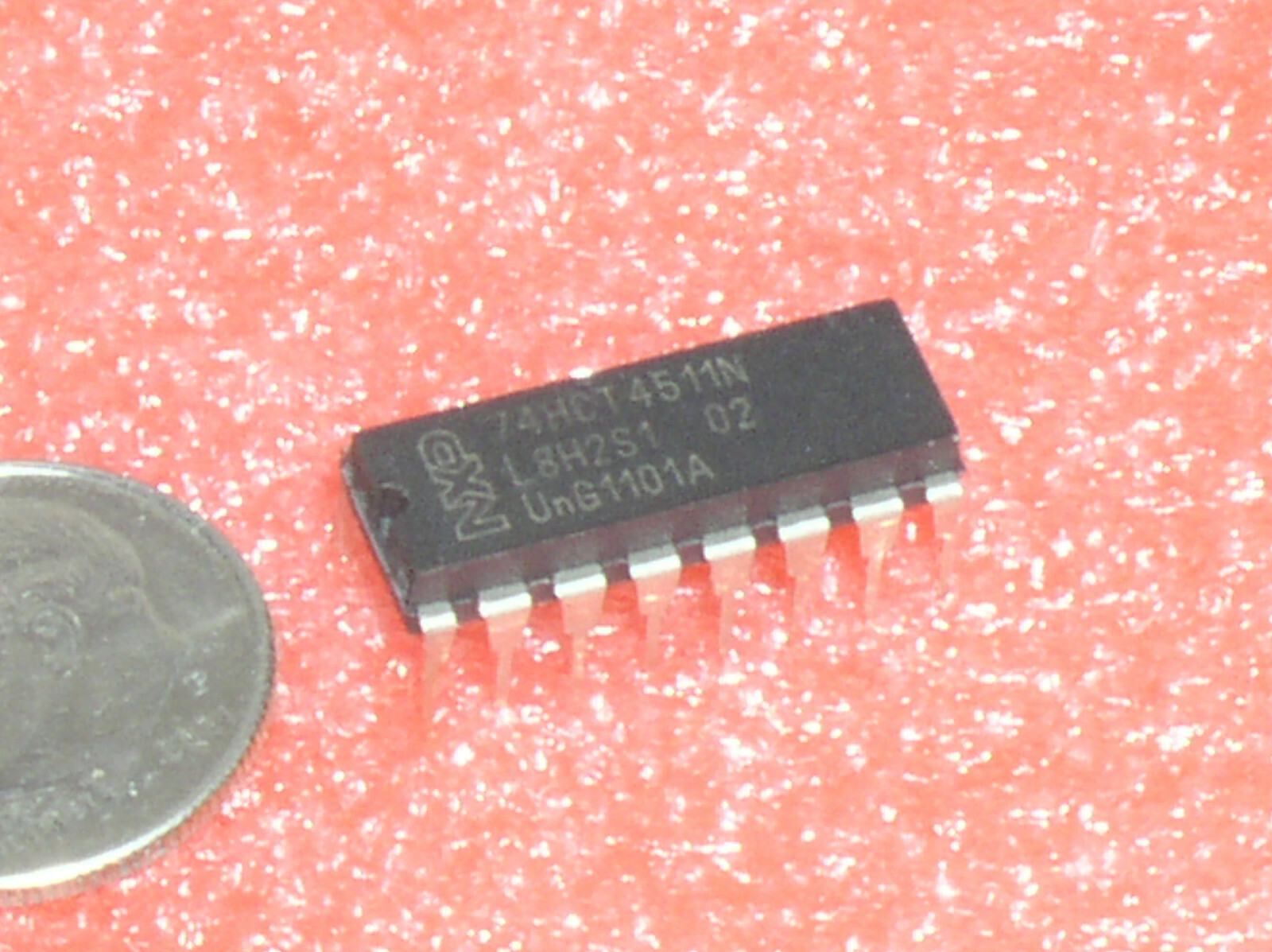 NEXPERIA NXP 74HCT4511 N BCD TO 7 SEGMENT LATCH DECODER DRIVER 16-DIP TTL IC USA