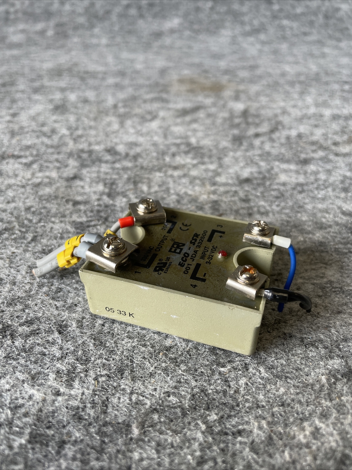 ECO-SSR 001 JDA332500 Solid State Relay 25A Used