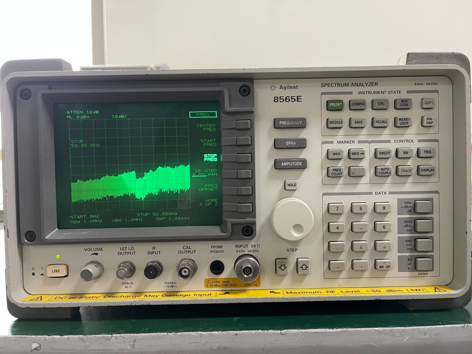 Agilent Keysight 8565E 9KHz - 50GHz Spectrum Analyzer_1513