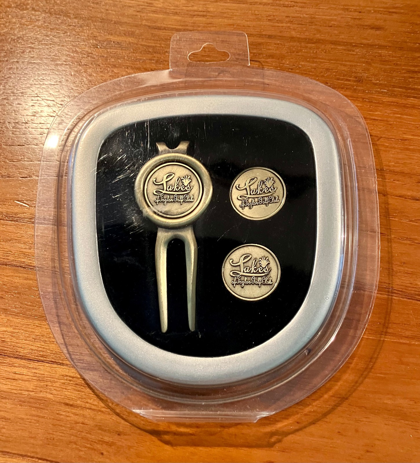 Lakes of Taylor Golf Club (Michigan) Logo Golf Ball Markers Divot Repair Tool