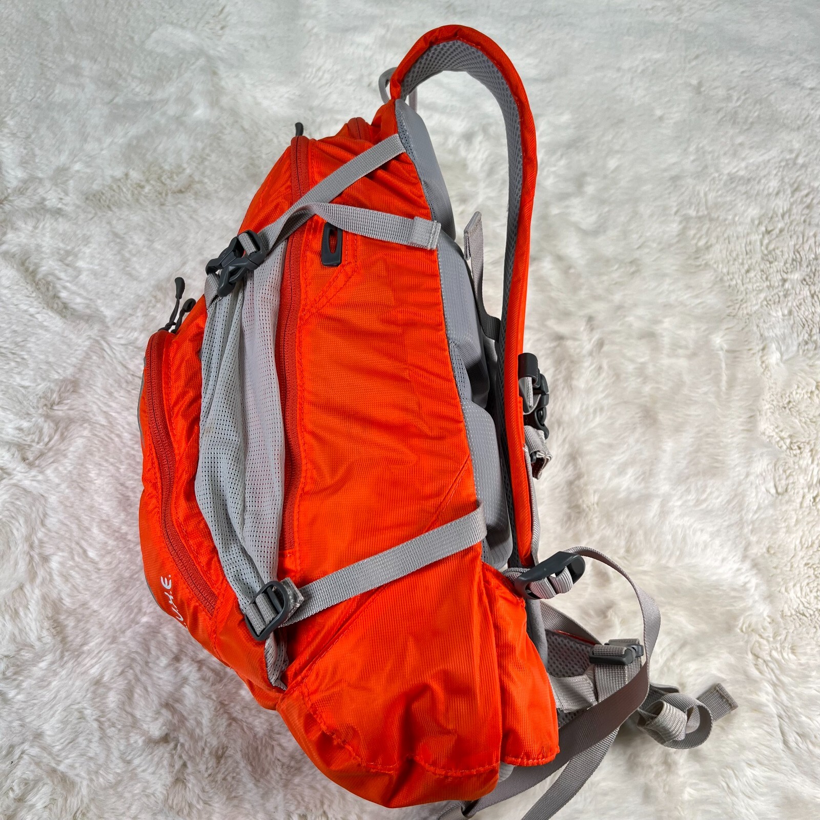 Camelbak L.U.X.E. Backpack No Bladder | Orange 18" X 10.5"