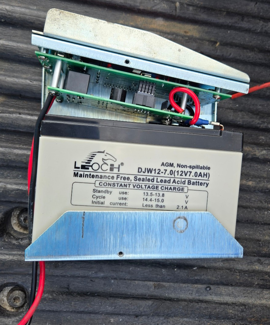 Liftmaster DC2000 Controller with Battery Backup - Controller Only USED NO BATT