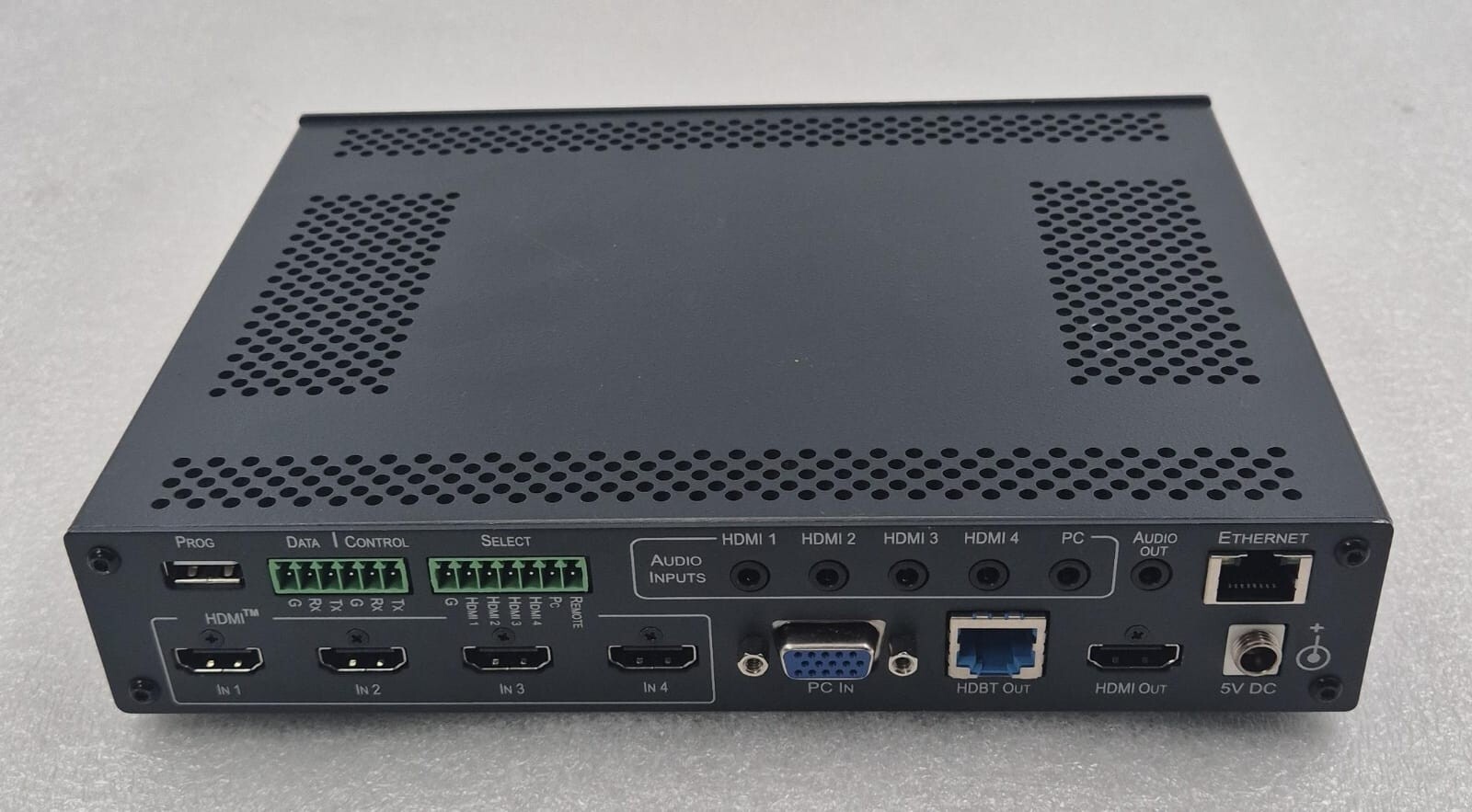 KRAMER VP-440X 4K Presentation Switcher / Scaler