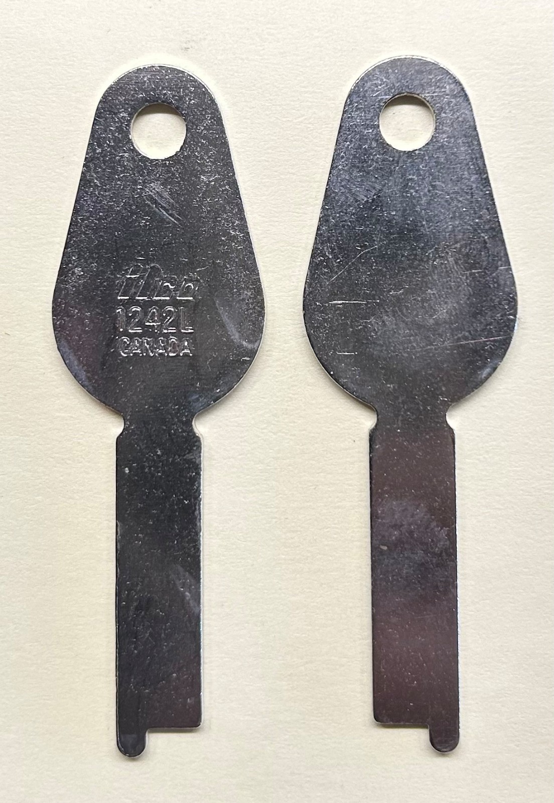 Ilco 1242S Flat Steel Key Blank uncut (1 Pc)