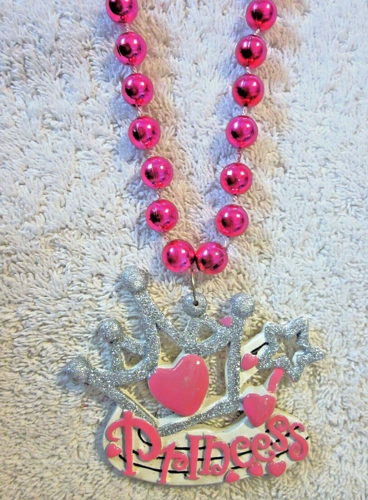 NEW! "SILVER GLITTERED CROWN PRINCESS" MARDI GRAS ROYALTY NECKLACE BEAD (B565)