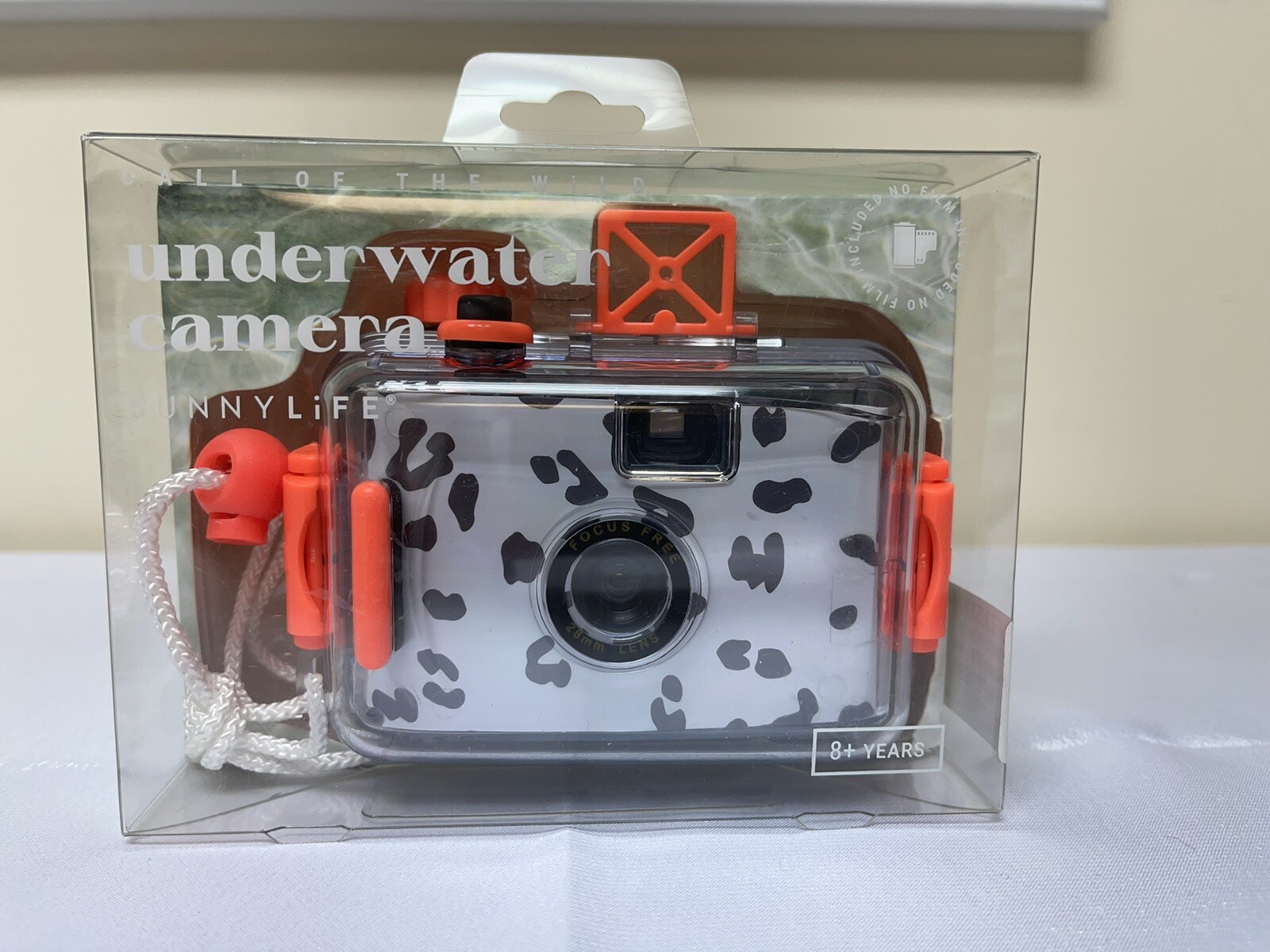Sunny Life 35mm Underwater Camera 28mm f/90 picture lens Waterproof NIB