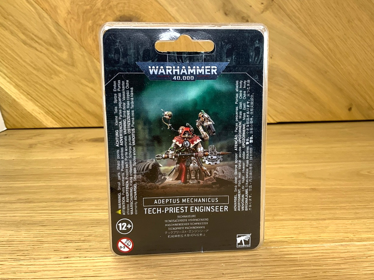Warhammer 40,000 Adeptus Mechanicus Tech-Priest Enginseer 1 Miniature Sealed