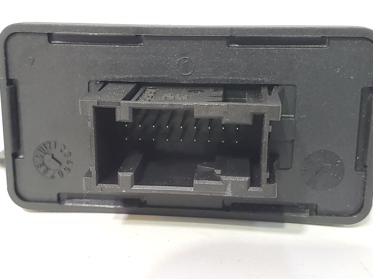 2016 Buick Cascada OEM Headlamp Control Module 13446941