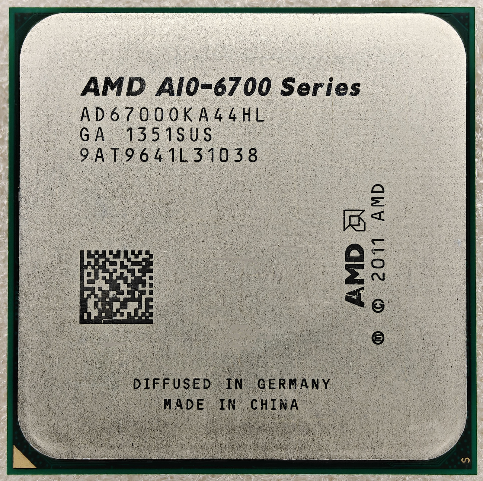 AMD AD6700OKA44HL A10-6700 3.7GHz (4.3GHz Turbo) Socket FM2 Quad-Core APU CPU