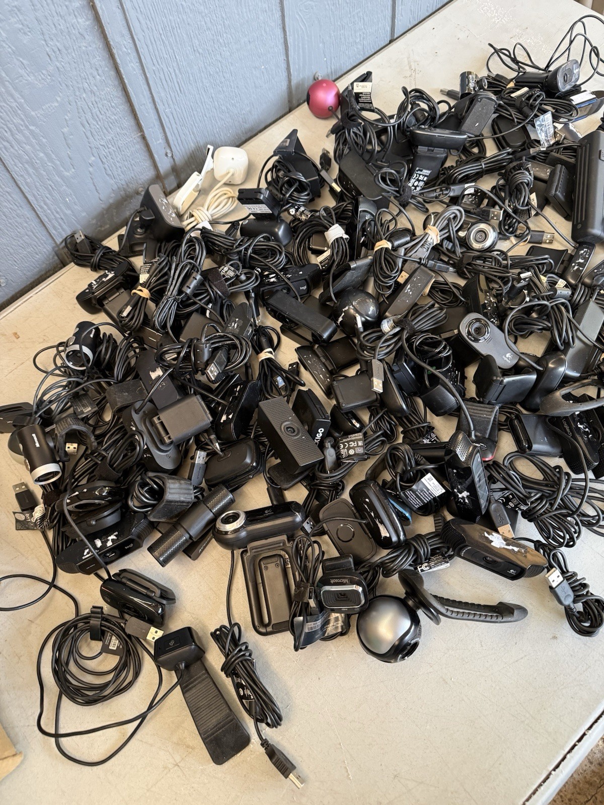 Lot Of 76 Webcams! *READ*