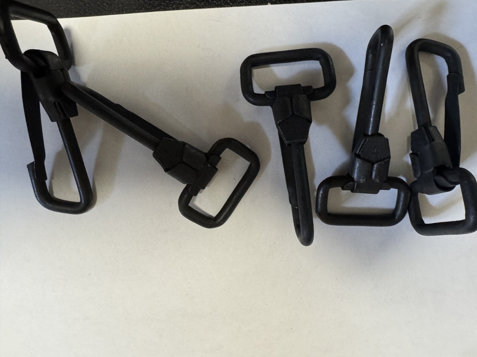 1 BOX SNAP HOOK P/N M43770 / - SWZE5 BRAND NEW IN ORIGINAL BOX NEW PACK