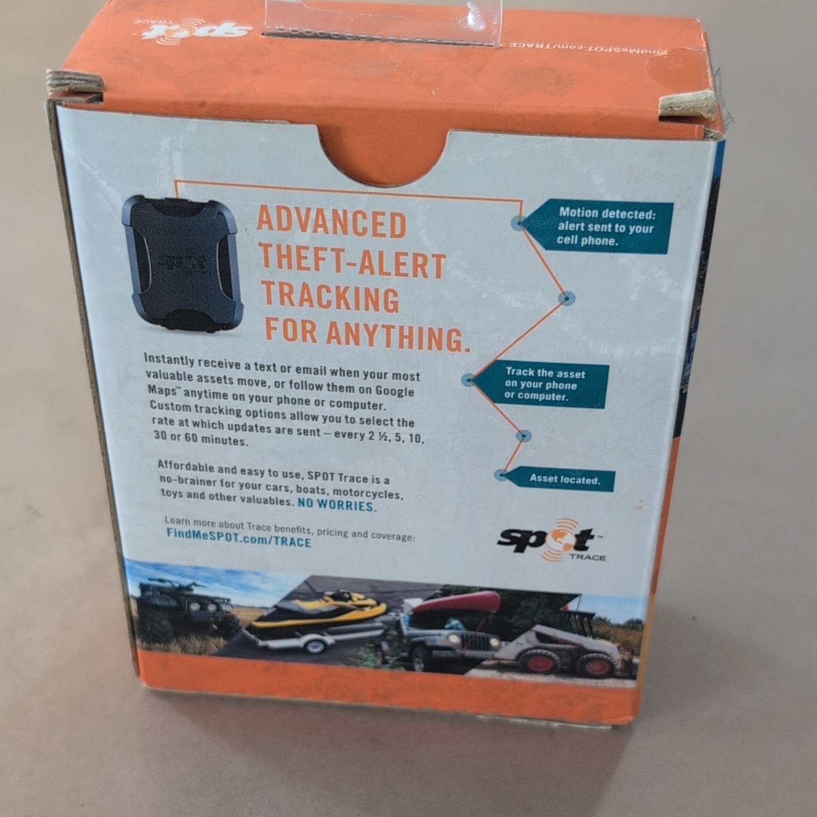 SPOT Trace Theft-Alert GPS Tracker w/ Mount, USB Cable, Box & Quick Start Guide