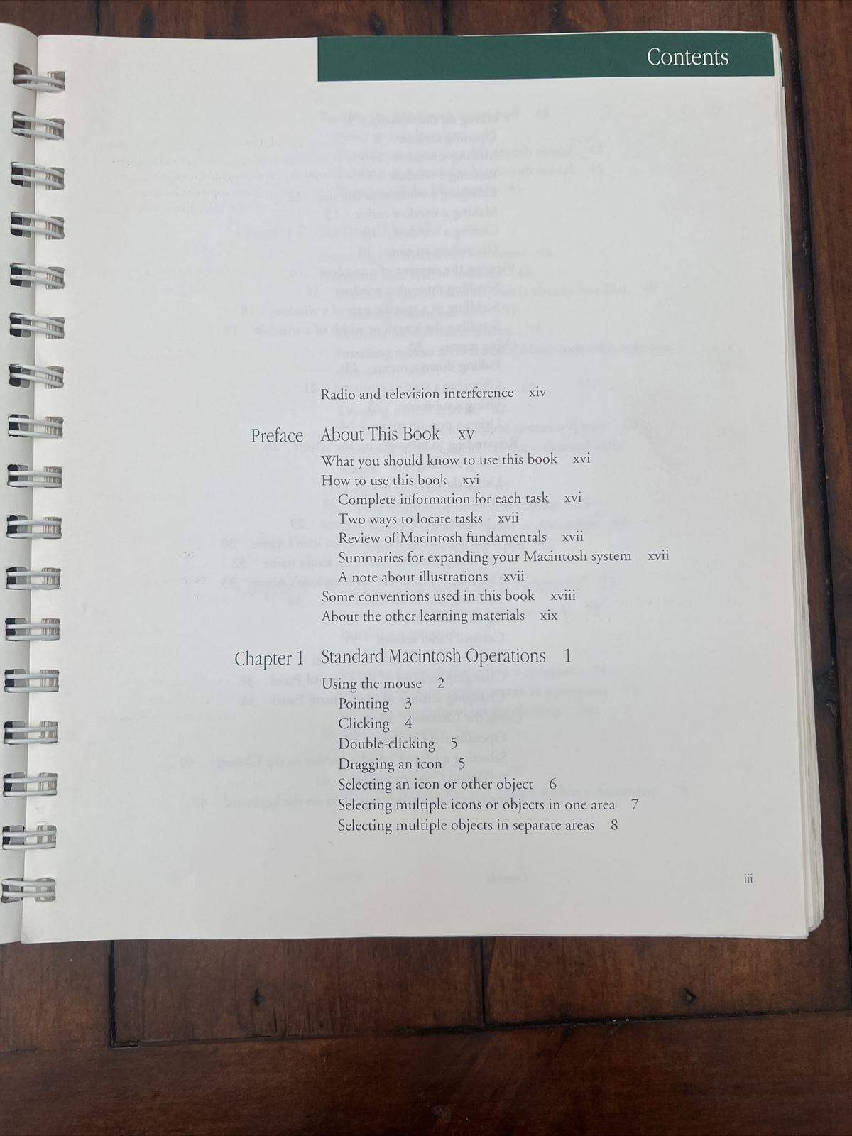 Macintosh Reference - Book of Operations and System Reference - 1990